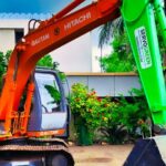 आपके पुराने एस्केवेटर, लोडर, और JCB को इलेक्ट्रिक बनाये और ५०% से ज्यादा की बचत करे!